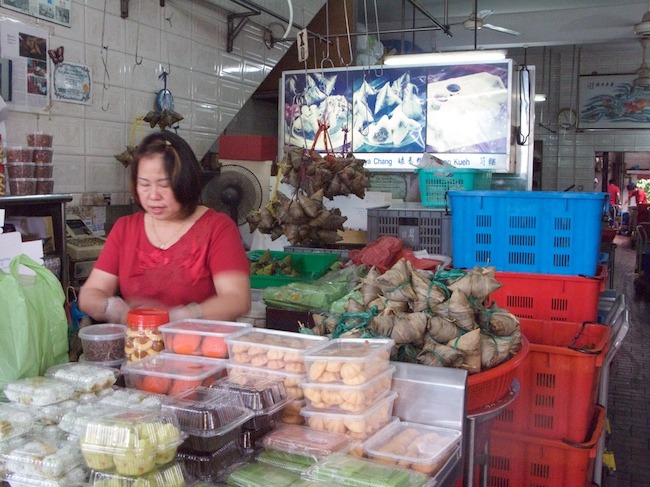 NL Interactive Narrative_Nonya kueh general view