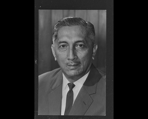 1965 - Yusuf Ishak as first President