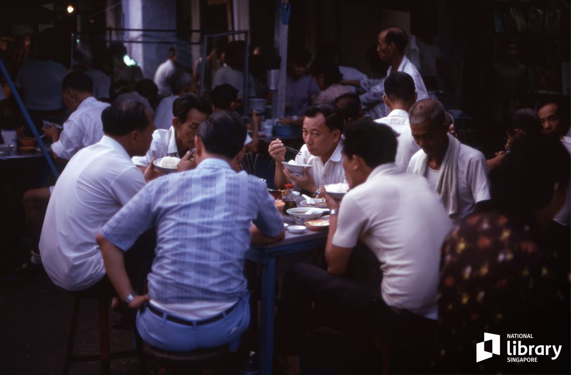 diners at pagoda street