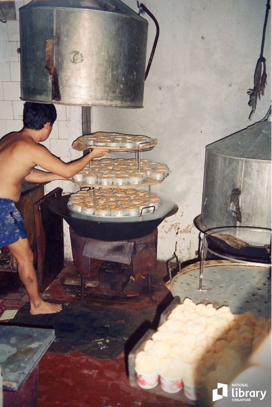 steaming sponge cakes